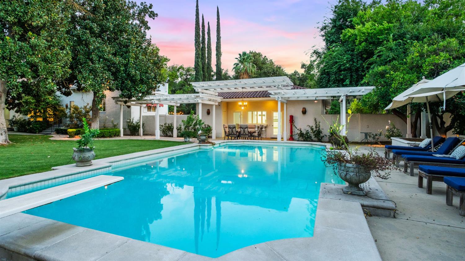 4175 N Van Ness Blvd, Fresno, CA 93704