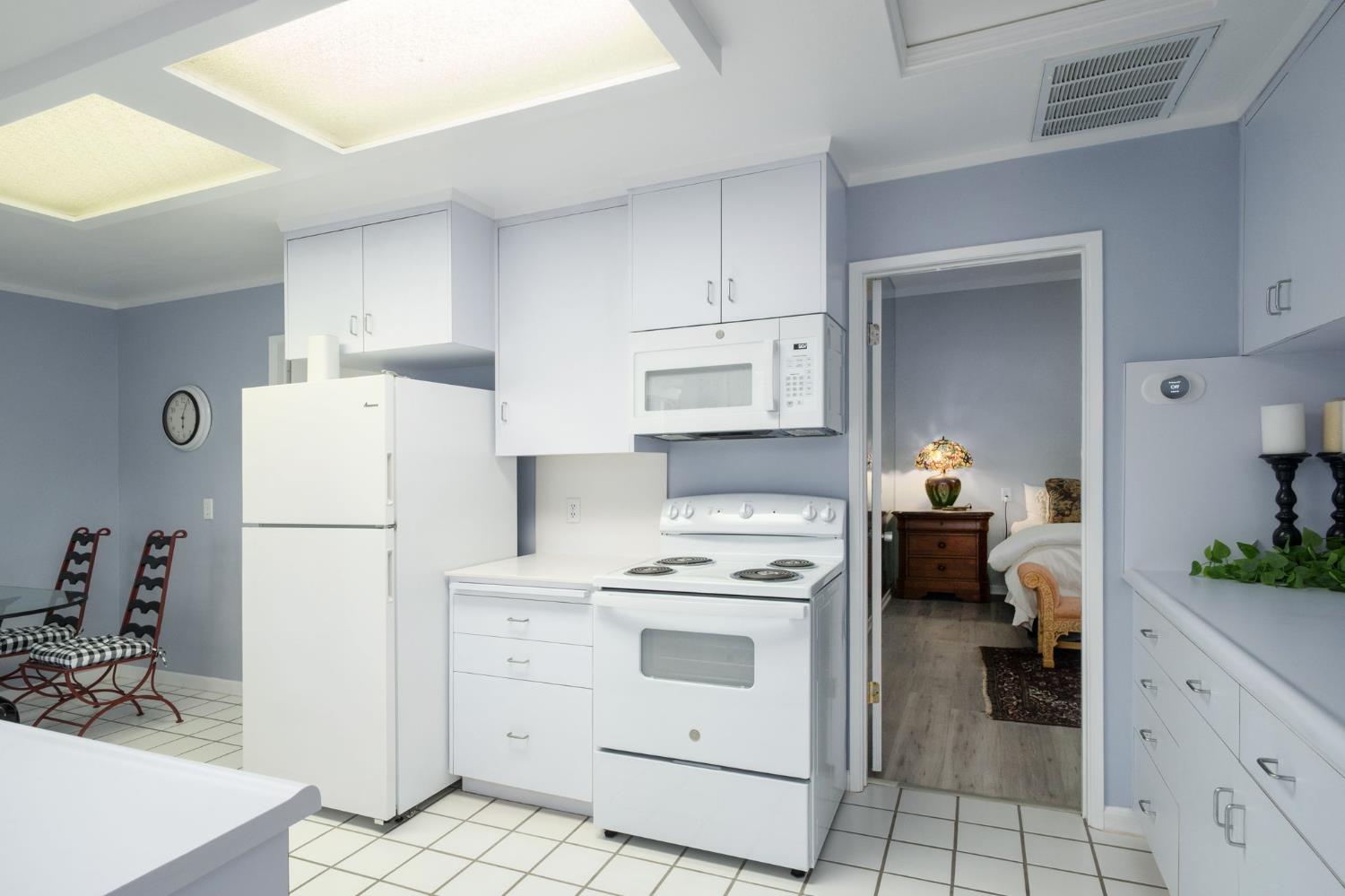 4175 N Van Ness Blvd, Fresno, CA 93704