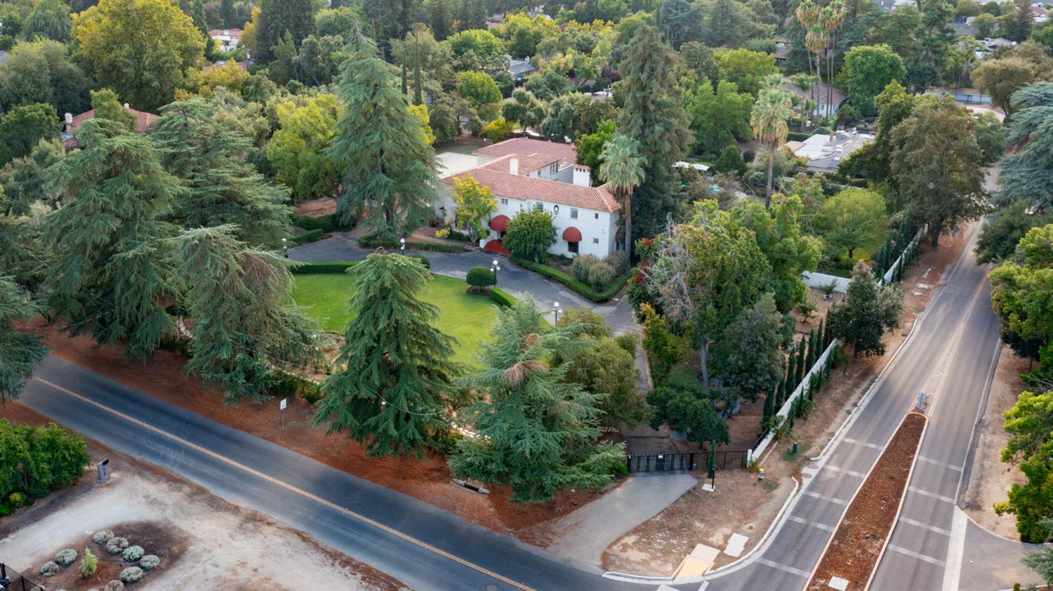 4175 N Van Ness Blvd, Fresno, CA 93704