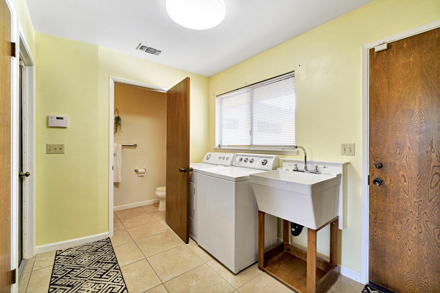 16895 Road 30 1/2, Madera, CA 93636