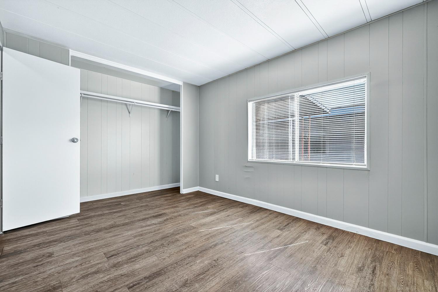 1001 Sylmar Ave #128, Clovis, CA 93612