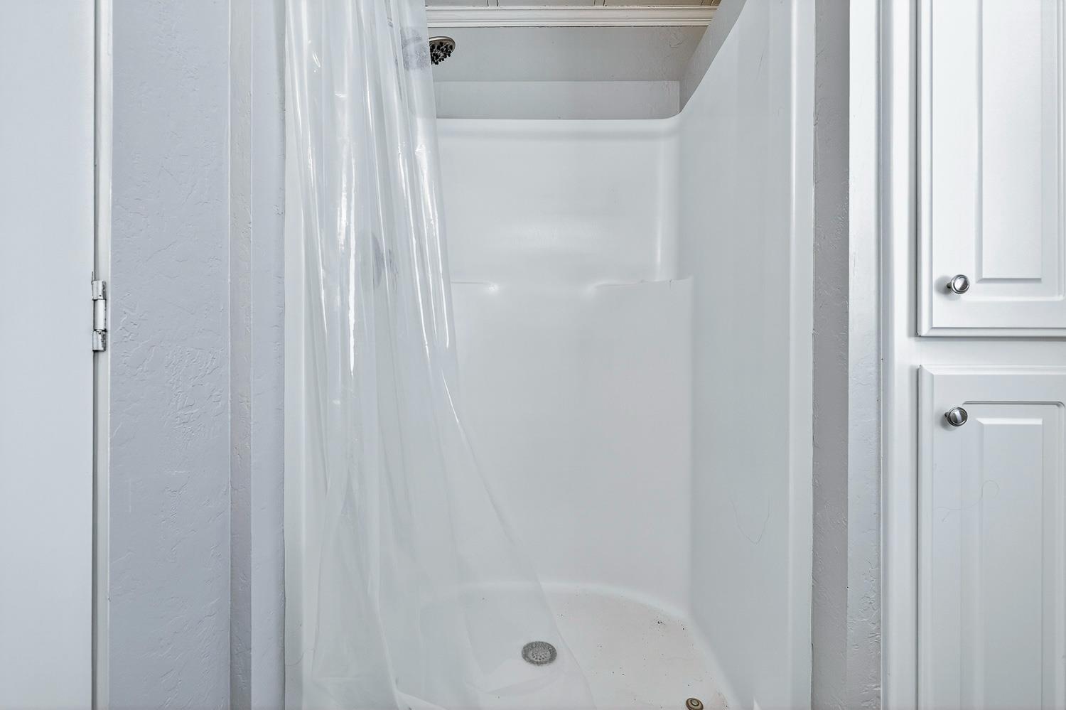 1001 Sylmar Ave #128, Clovis, CA 93612