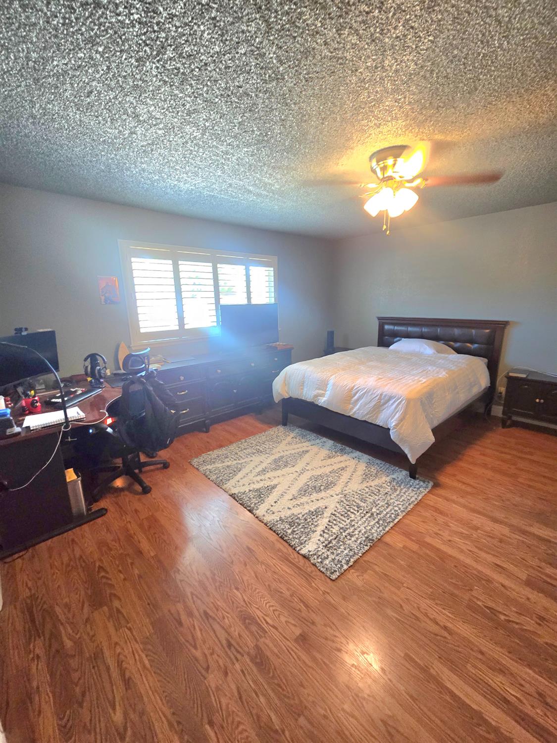 16448 Monreal Rd, Madera, CA 93636