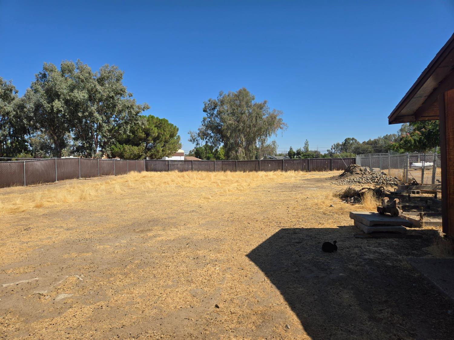 16448 Monreal Rd, Madera, CA 93636