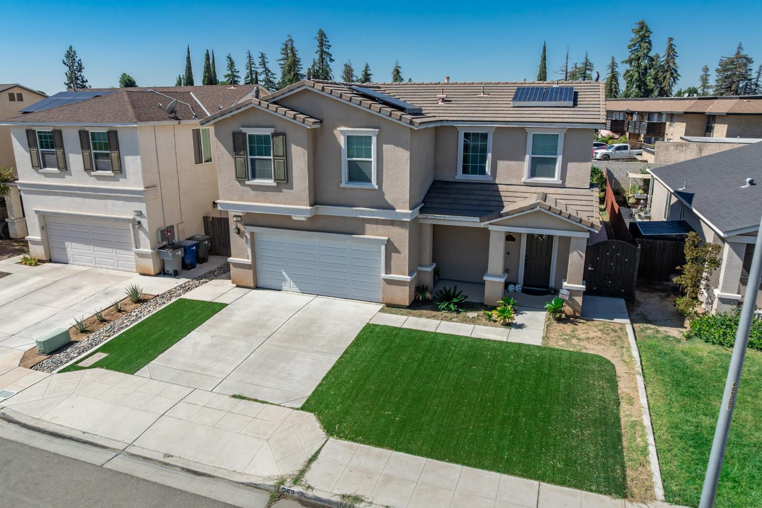 252 S Kona Ave, Fresno, CA 93727