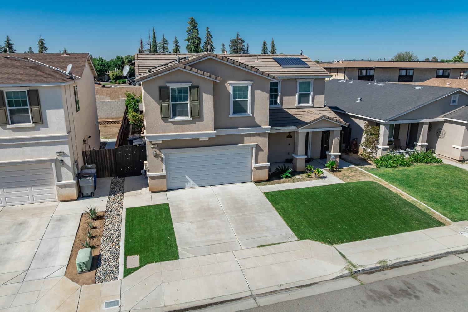 252 S Kona Ave, Fresno, CA 93727