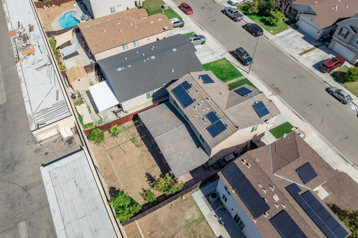 252 S Kona Ave, Fresno, CA 93727