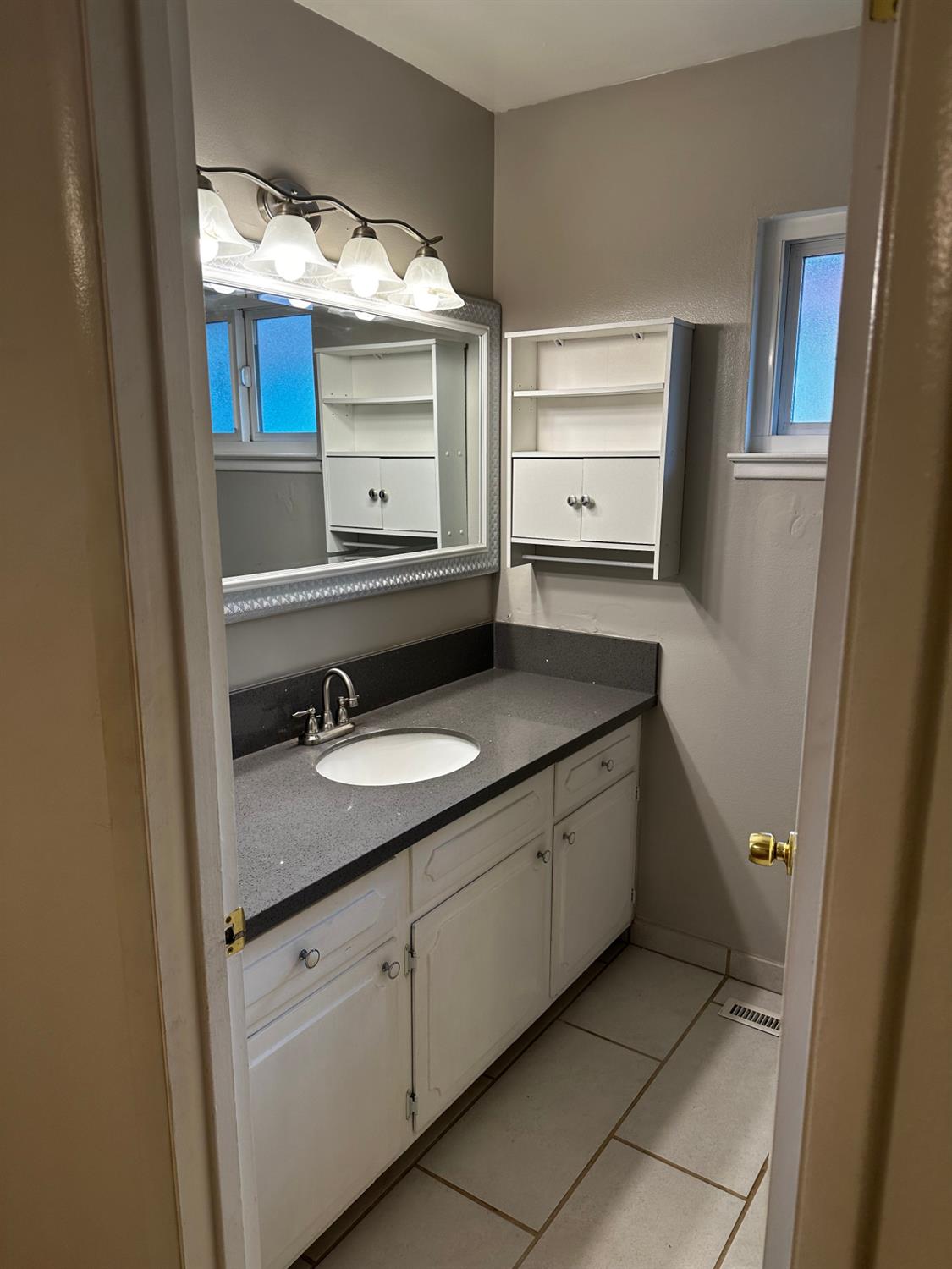745 E Tenaya Way, Fresno, CA 93710