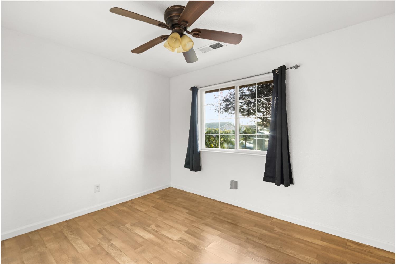 2290 Fern St, Merced, CA 95348