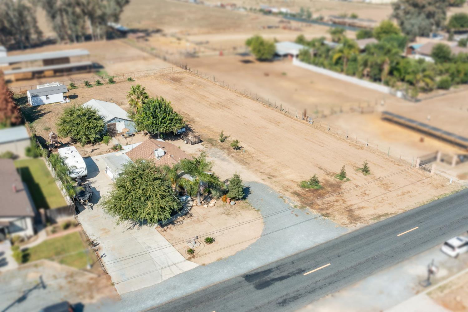 40283 Road 40, Dinuba, CA 93618