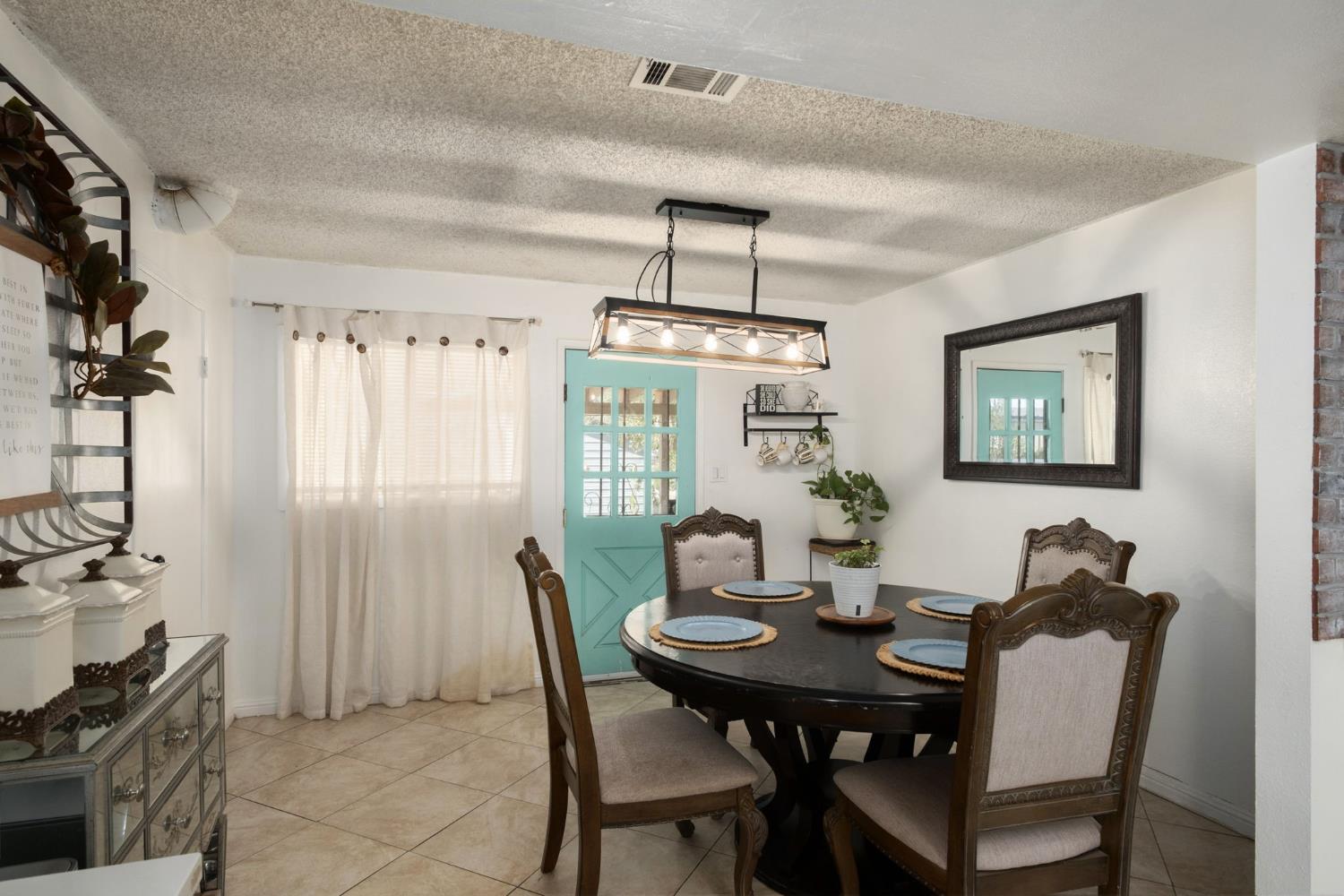 40283 Road 40, Dinuba, CA 93618