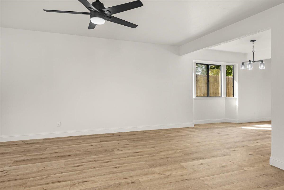 263 STANFORD Ave, Fresno, CA 93727