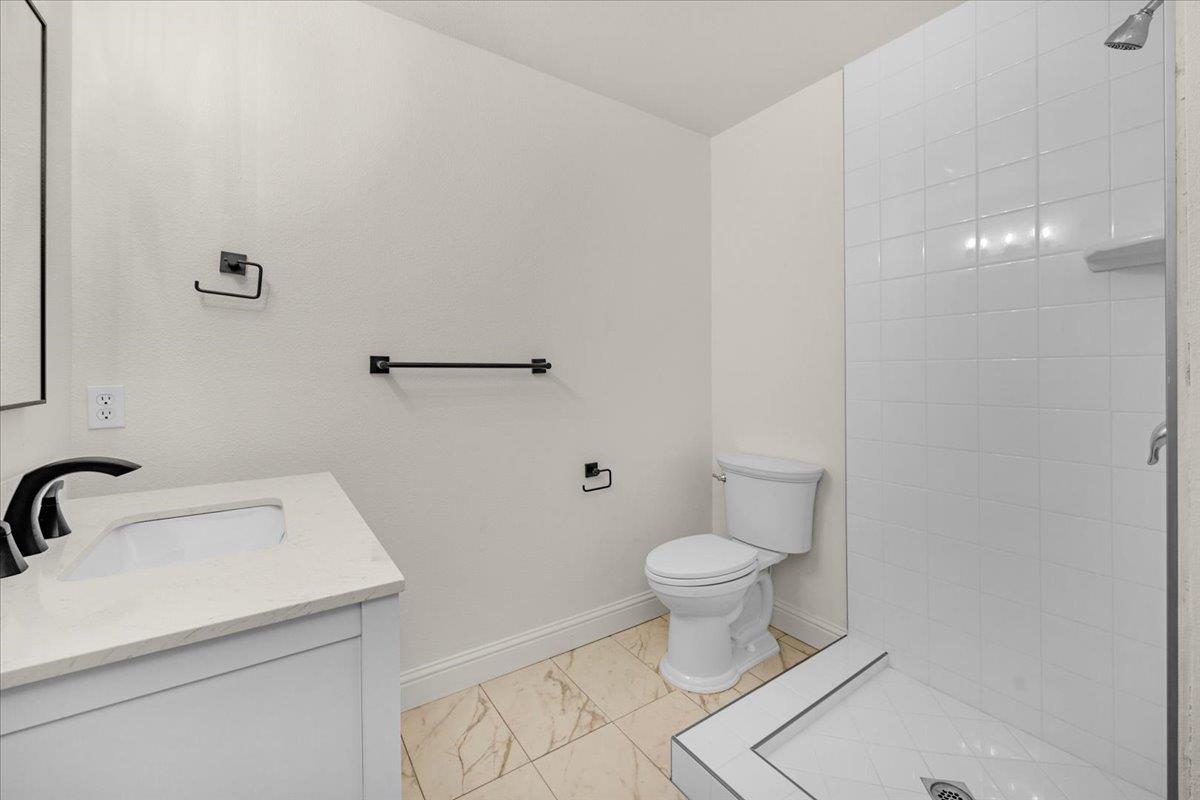 263 STANFORD Ave, Fresno, CA 93727