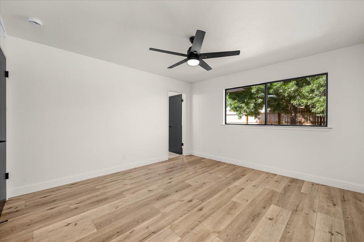 263 STANFORD Ave, Fresno, CA 93727