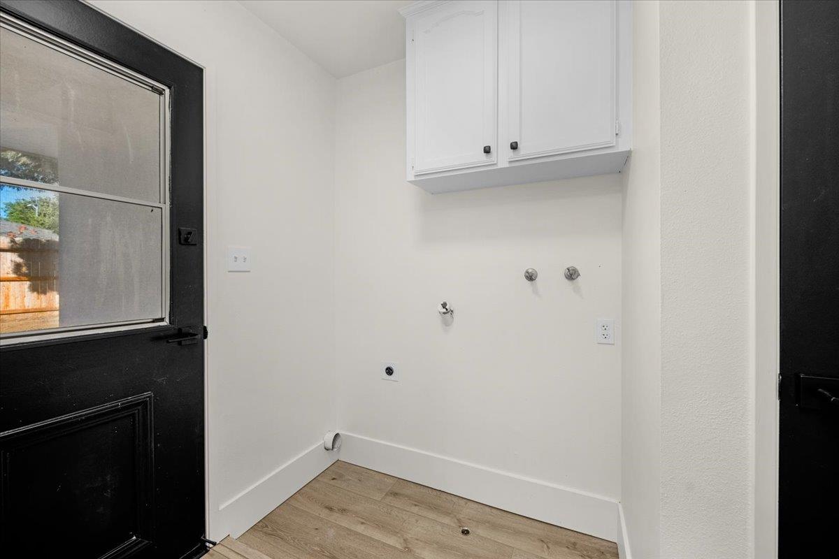 263 STANFORD Ave, Fresno, CA 93727