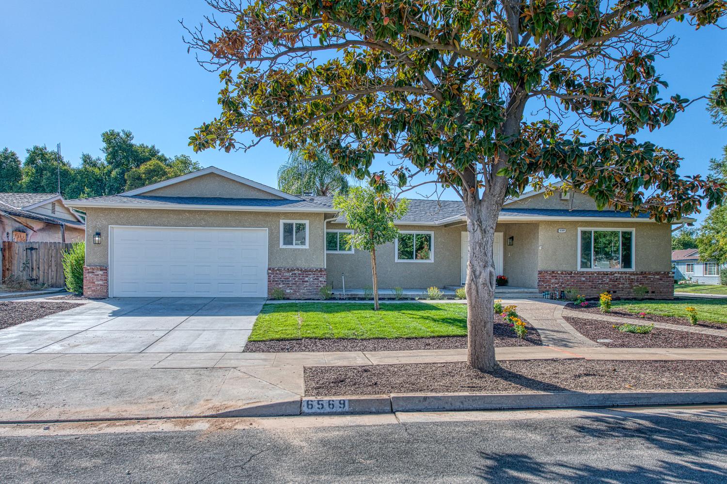 6569 N Teilman Ave, Fresno, CA 93711