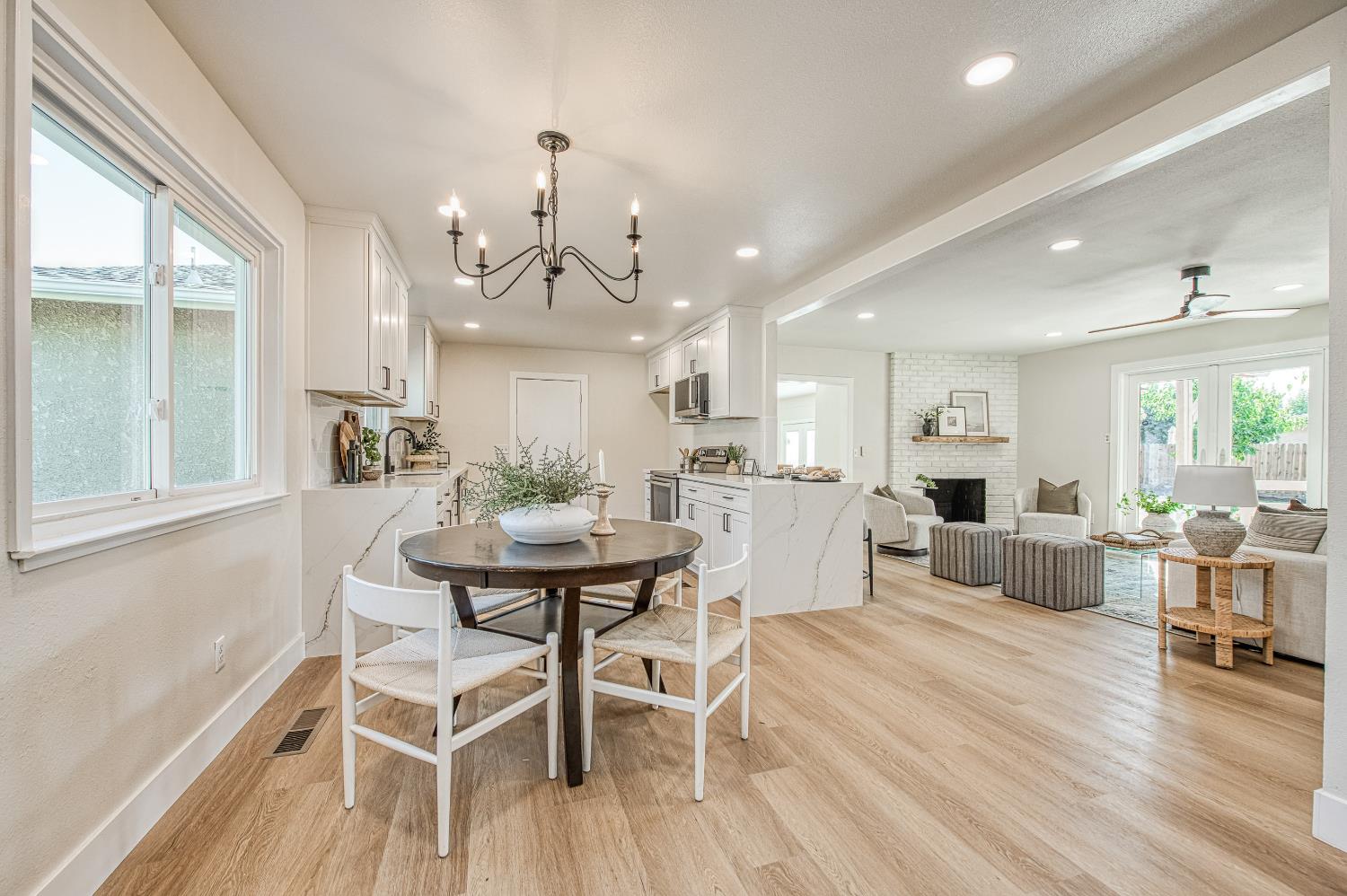 6569 N Teilman Ave, Fresno, CA 93711