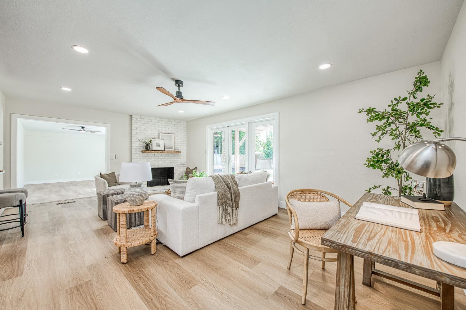 6569 N Teilman Ave, Fresno, CA 93711