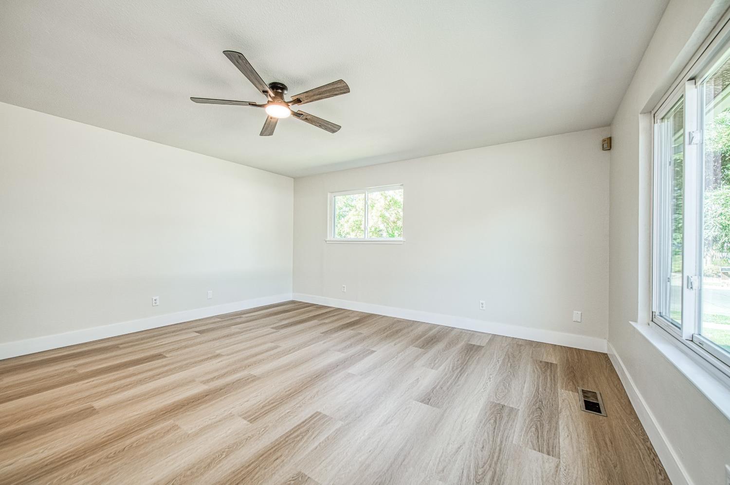 6569 N Teilman Ave, Fresno, CA 93711