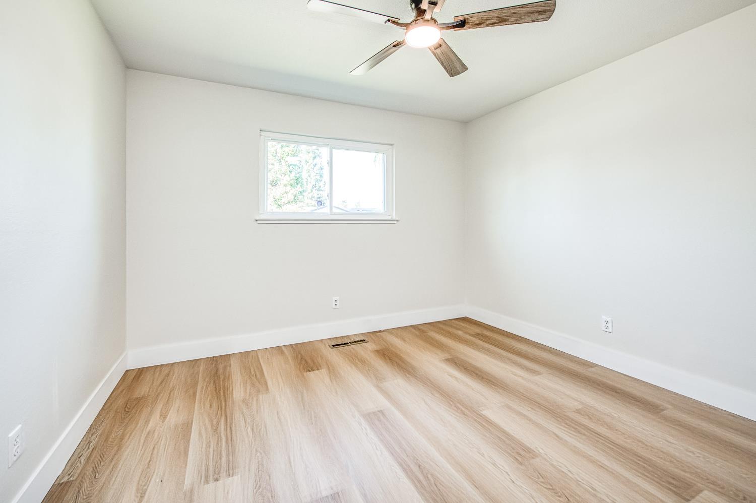 6569 N Teilman Ave, Fresno, CA 93711