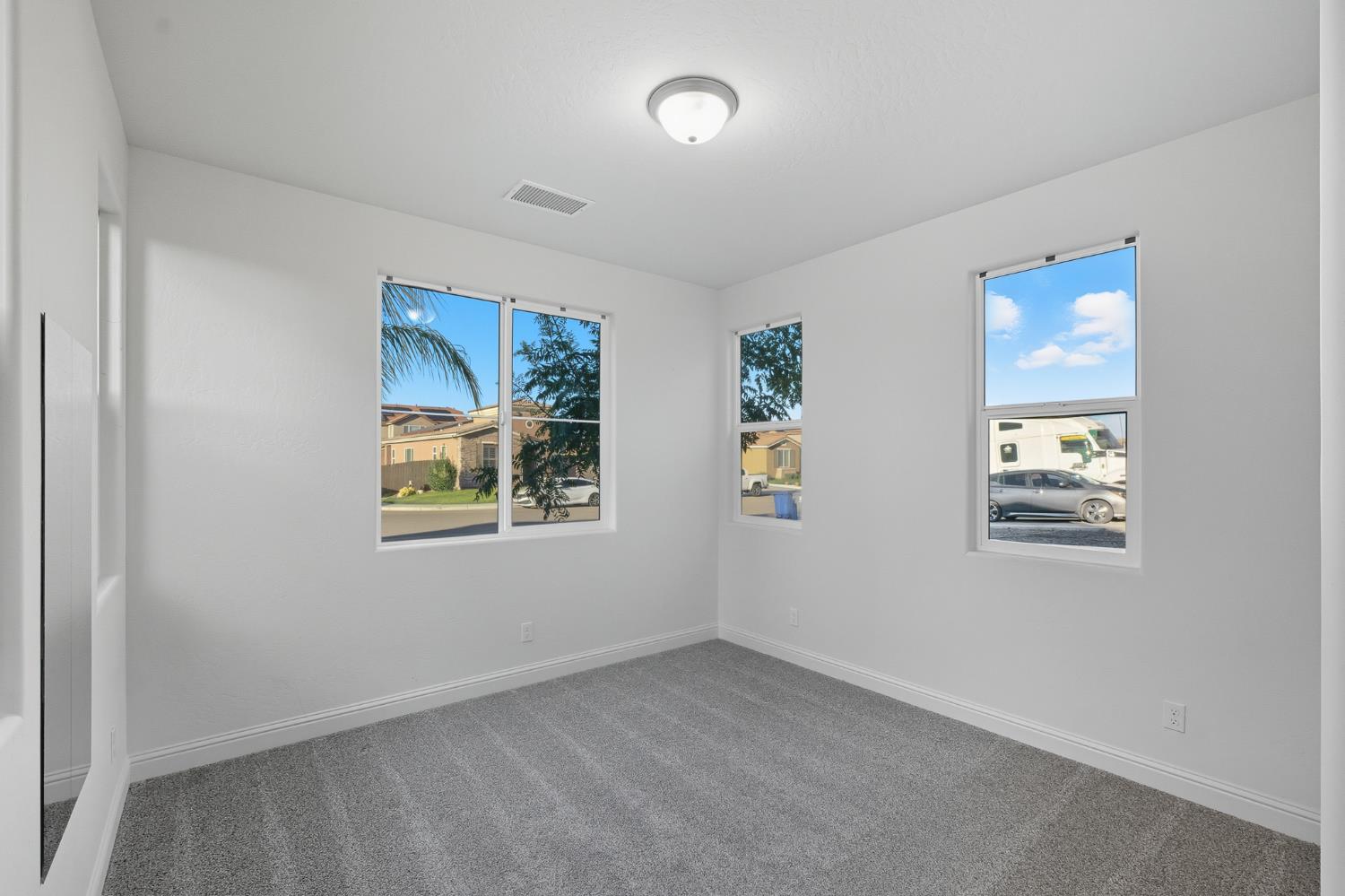3660 Portals Ave, Clovis, CA 93619