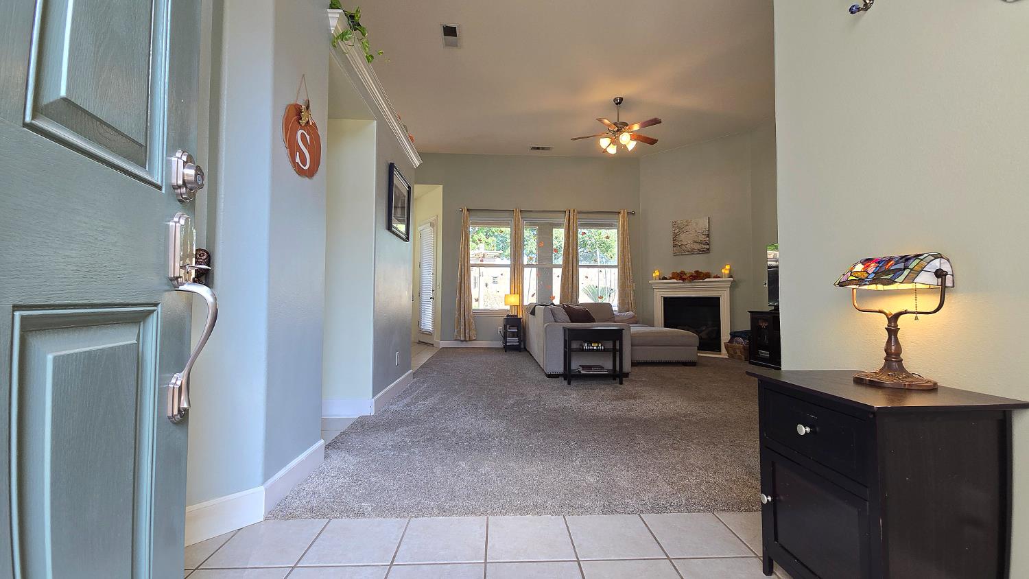 1919 Megan Ave, Clovis, CA 93611