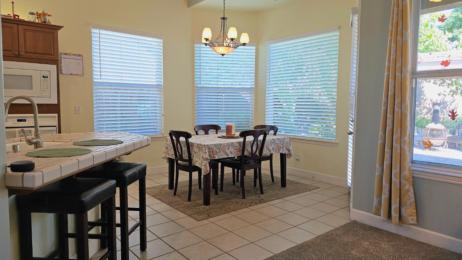 1919 Megan Ave, Clovis, CA 93611