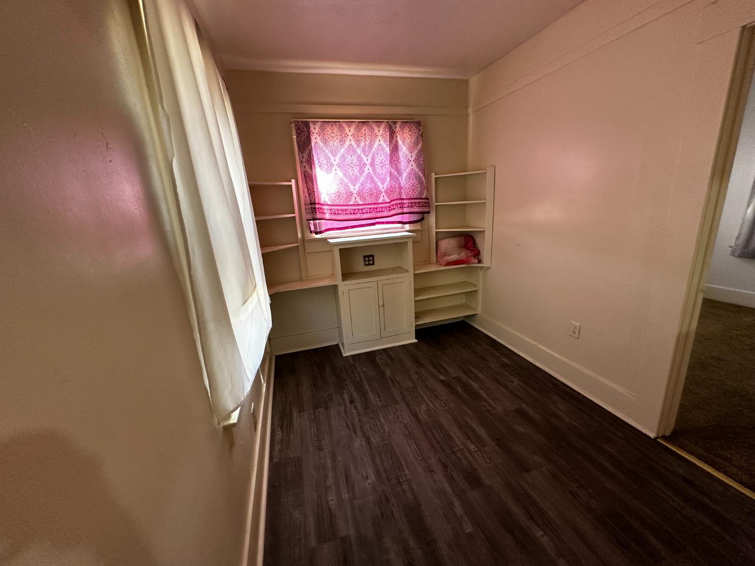 2340 E Clay Ave, Fresno, CA 93701