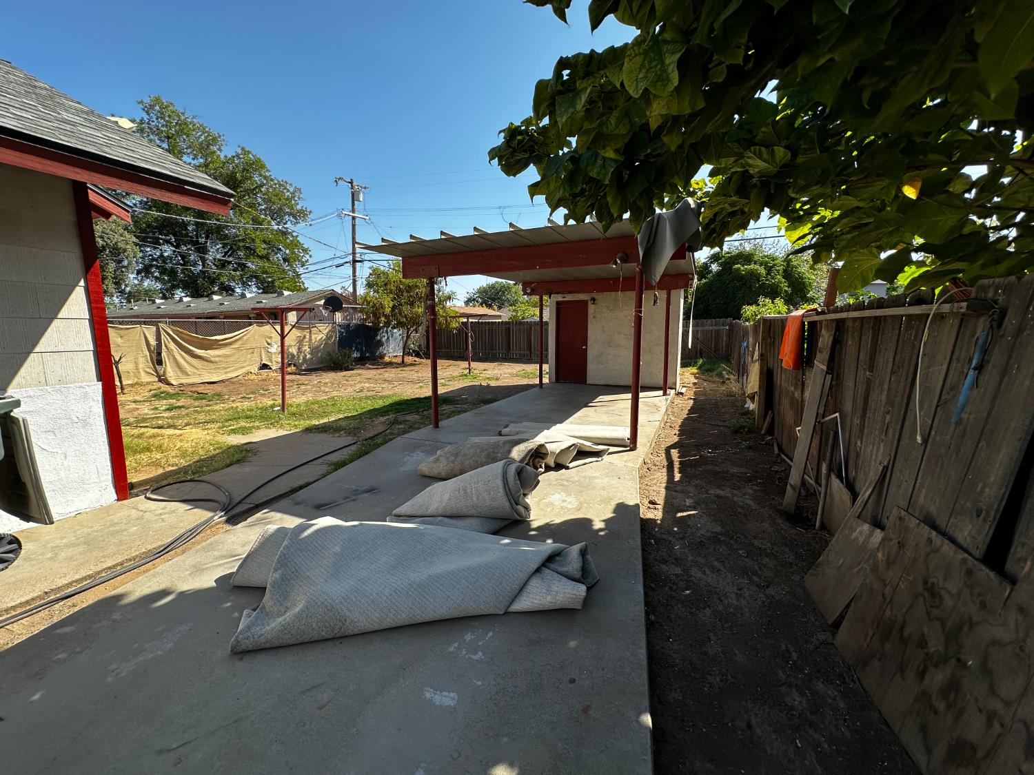 2340 E Clay Ave, Fresno, CA 93701