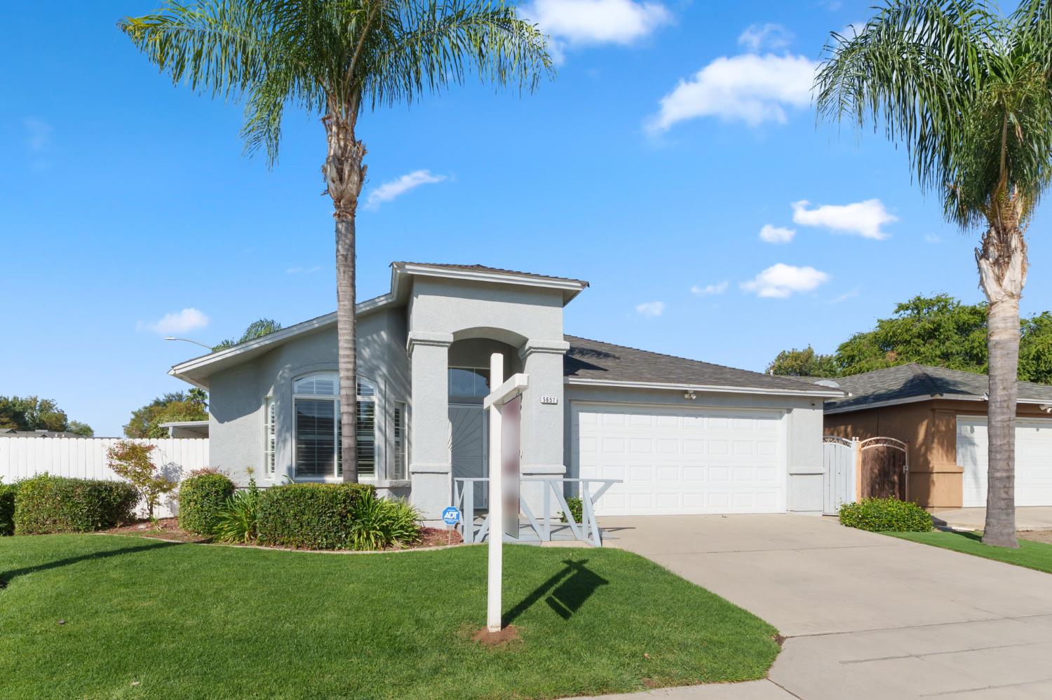 5657 N Wheeler Ave, Fresno, CA 93722