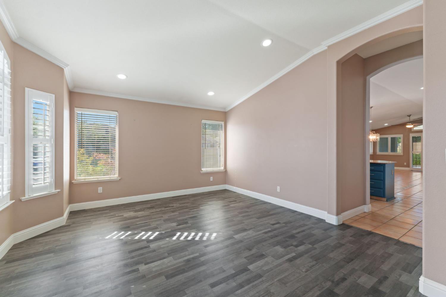 5657 N Wheeler Ave, Fresno, CA 93722