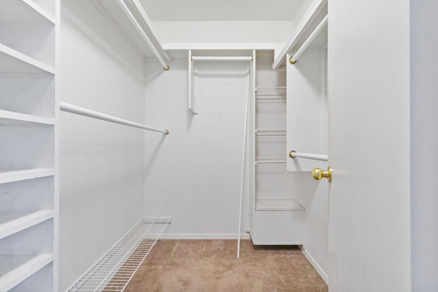 5657 N Wheeler Ave, Fresno, CA 93722