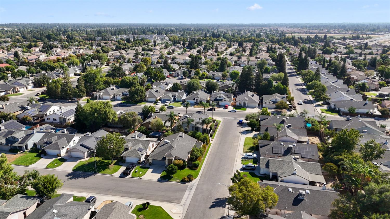 5657 N Wheeler Ave, Fresno, CA 93722