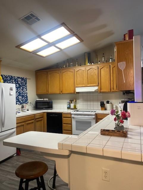 5423 E Grove Ave, Fresno, CA 93727
