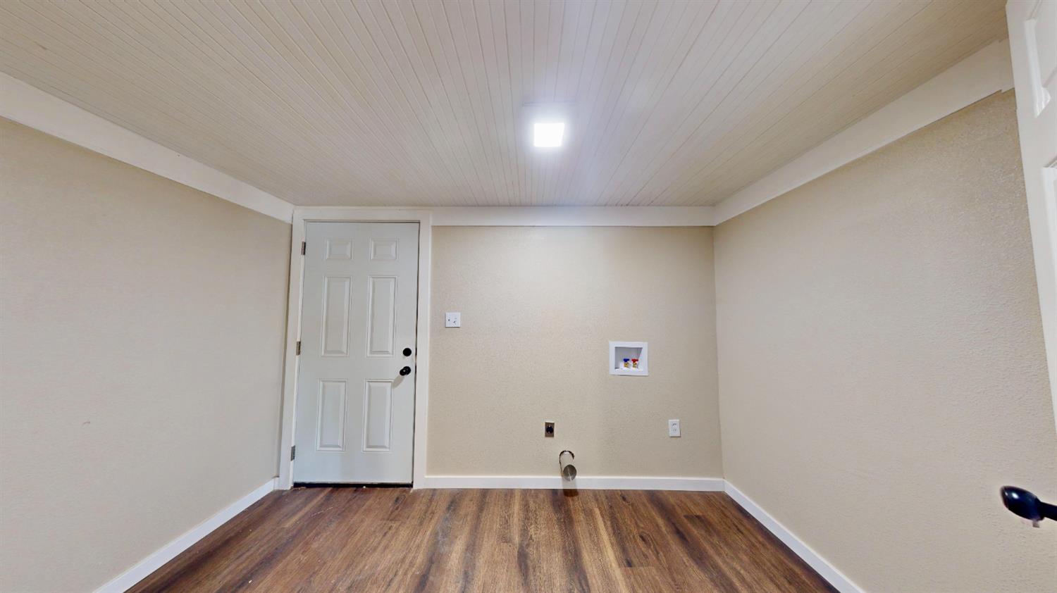 503 N D St, Madera, CA 93638