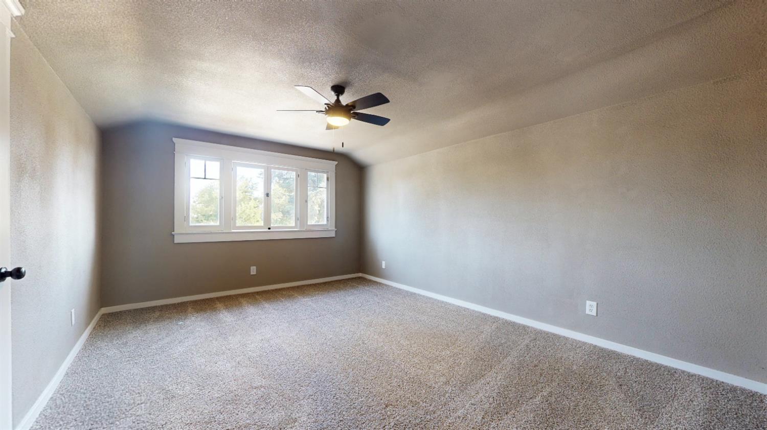 503 N D St, Madera, CA 93638