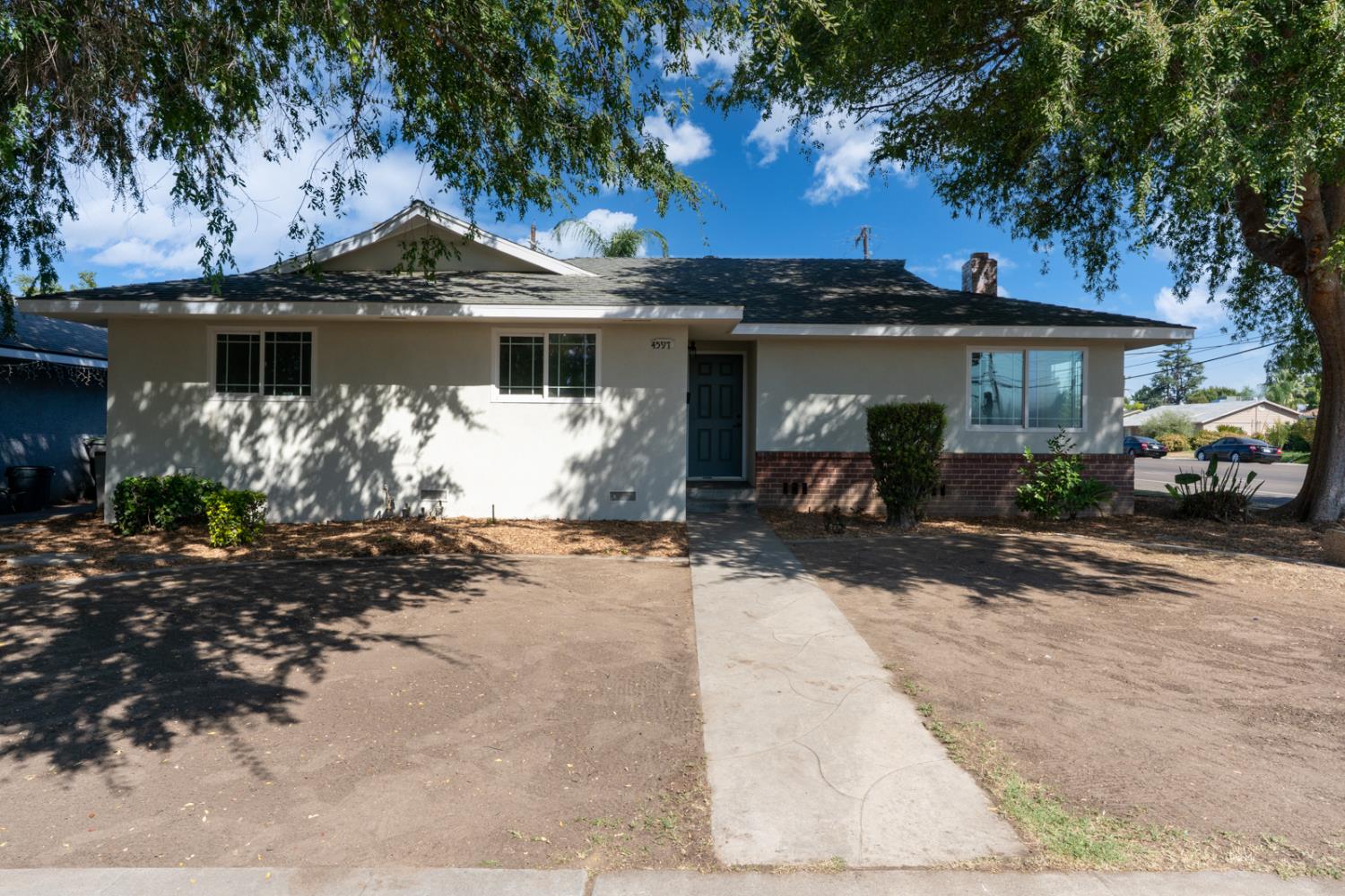 4597 E Cambridge, Fresno, CA 93703