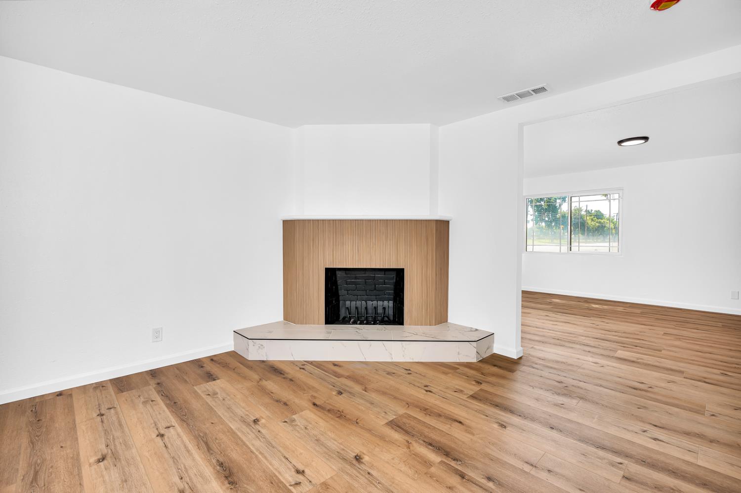 4597 E Cambridge, Fresno, CA 93703