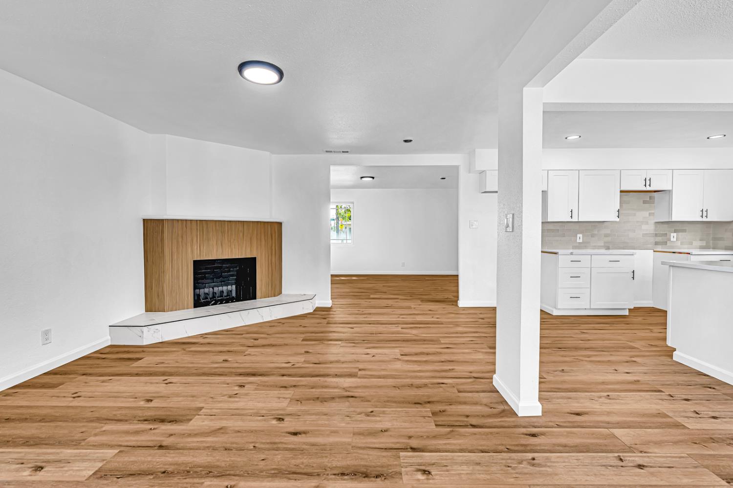 4597 E Cambridge, Fresno, CA 93703