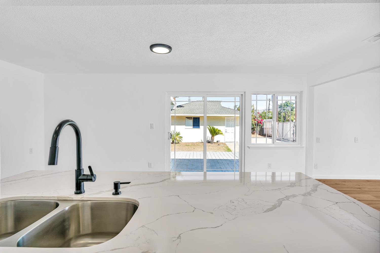 4597 E Cambridge, Fresno, CA 93703