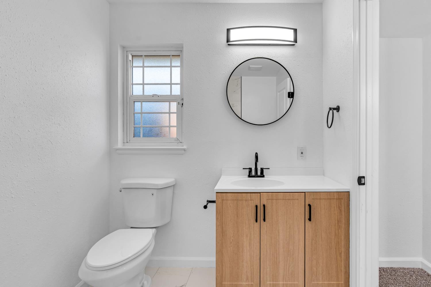 4597 E Cambridge, Fresno, CA 93703