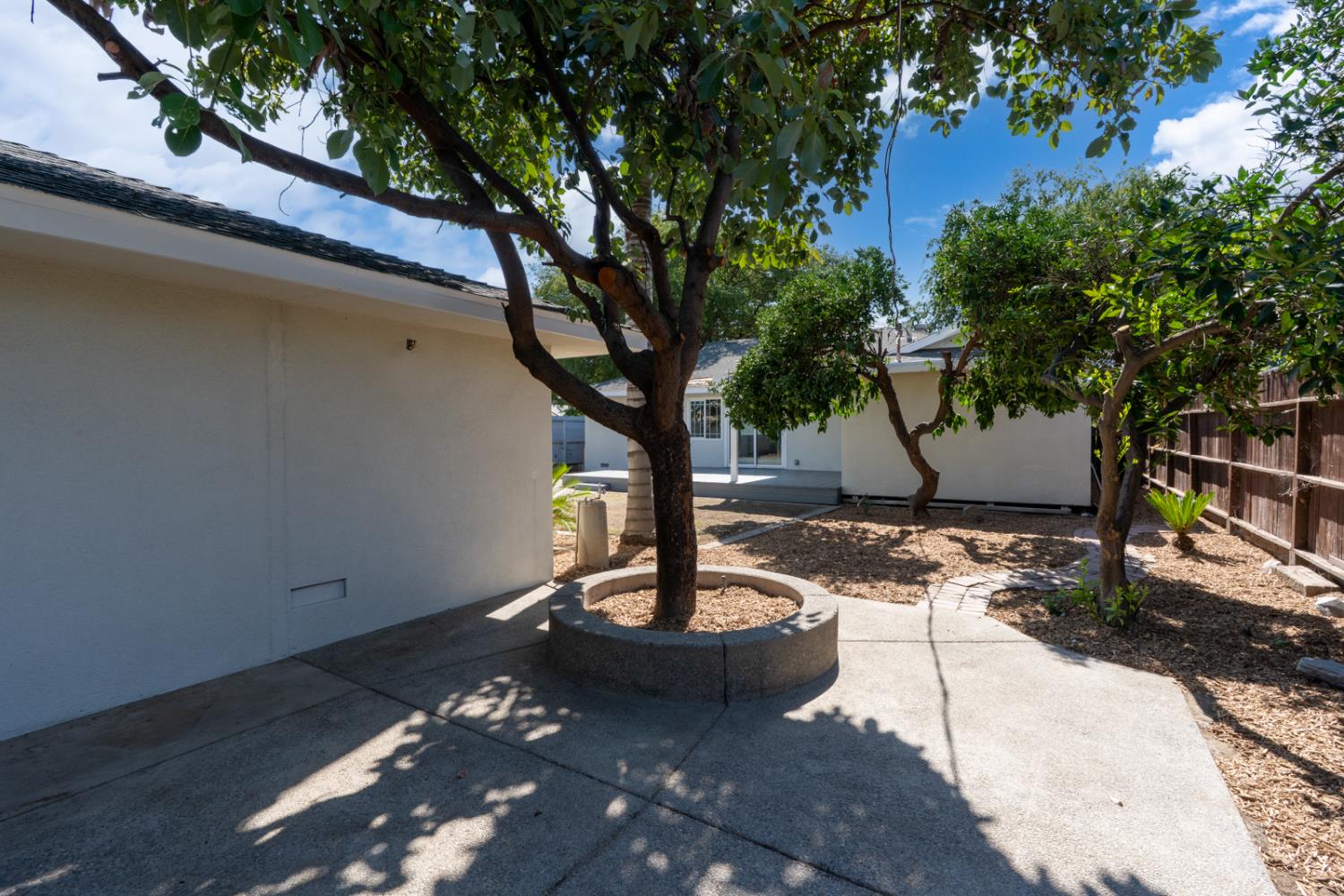 4597 E Cambridge, Fresno, CA 93703