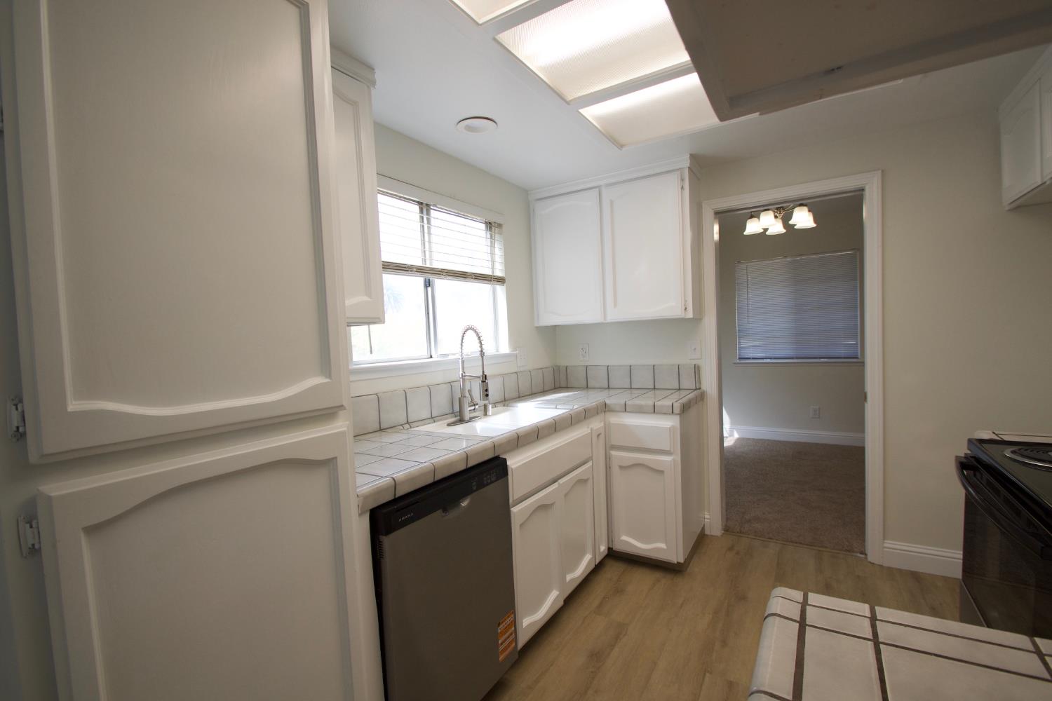 5334 N Gates Ave, Fresno, CA 93722