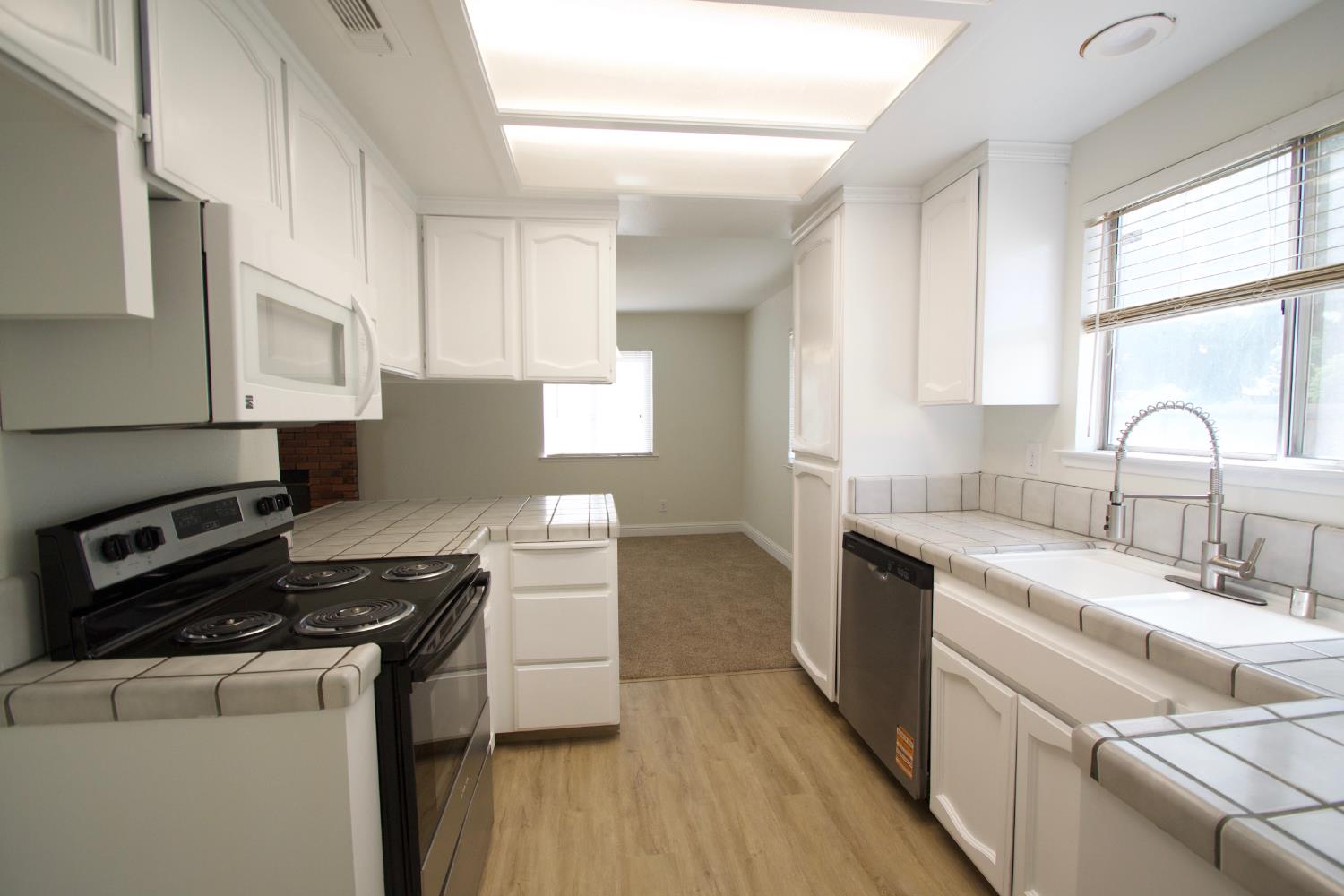 5334 N Gates Ave, Fresno, CA 93722