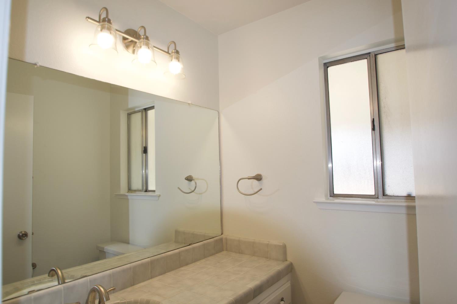 5334 N Gates Ave, Fresno, CA 93722