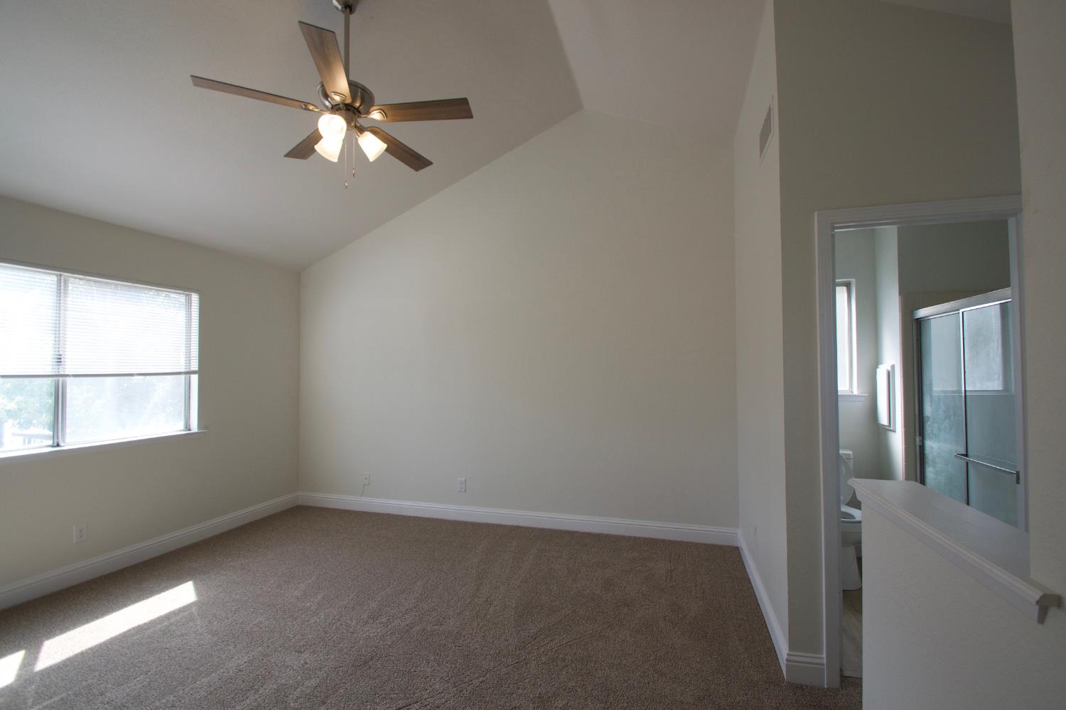 5334 N Gates Ave, Fresno, CA 93722