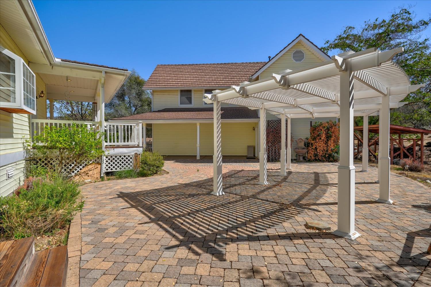 43972 Wells Rd, Coarsegold, CA 93614