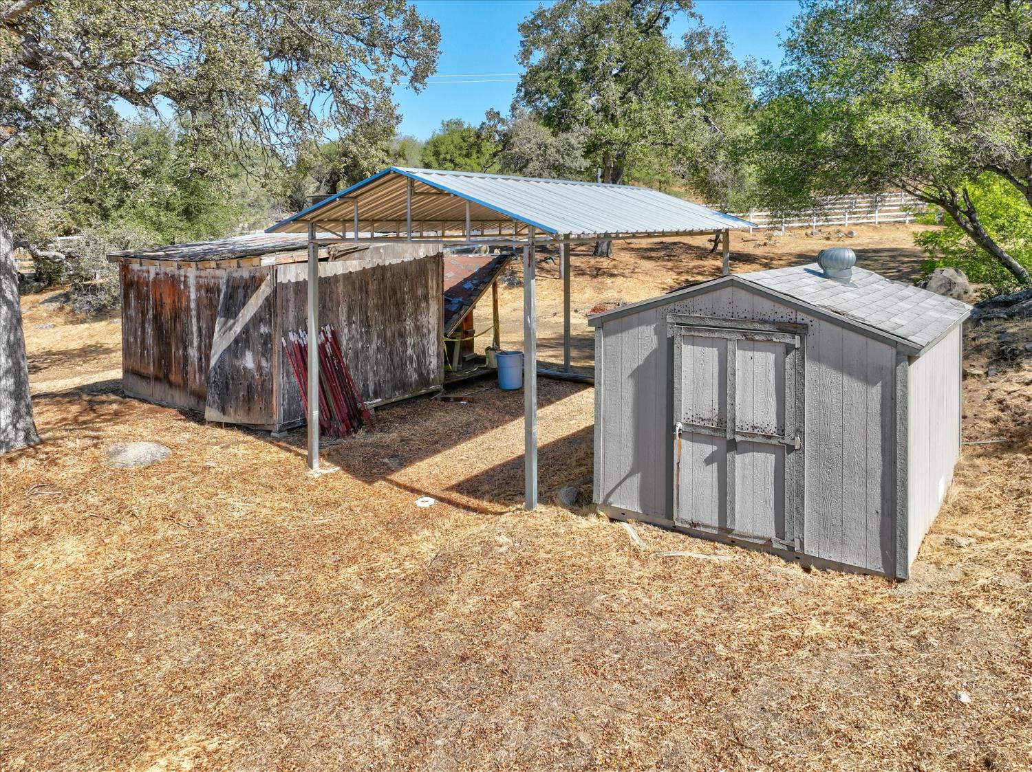 43972 Wells Rd, Coarsegold, CA 93614
