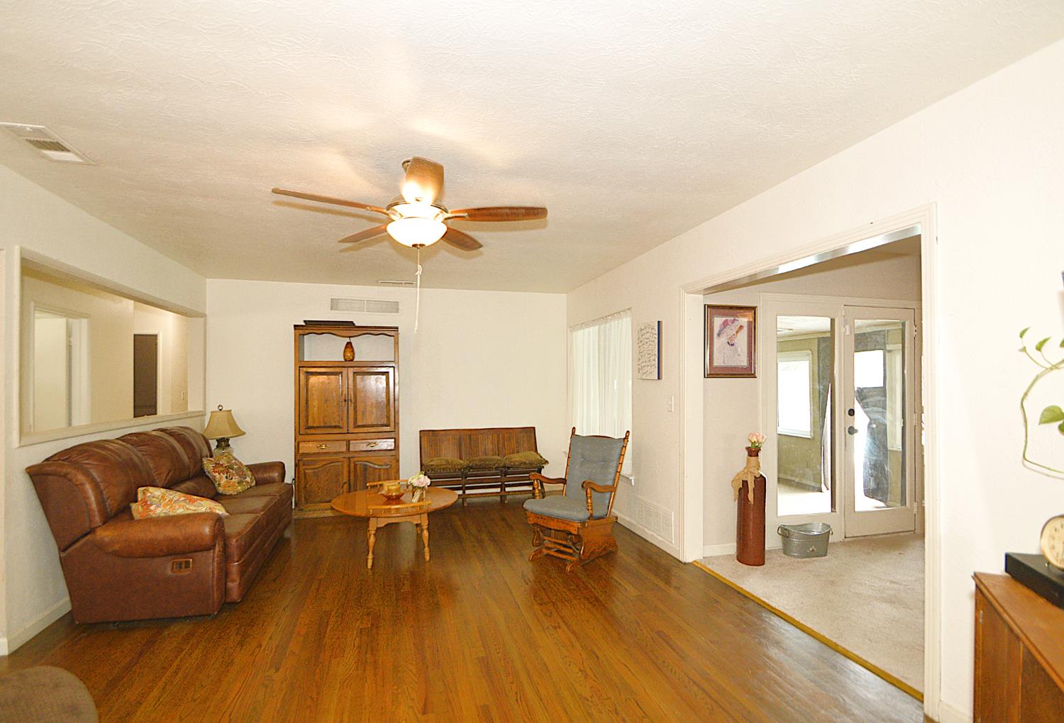 1708 W Andrews Ave, Fresno, CA 93705