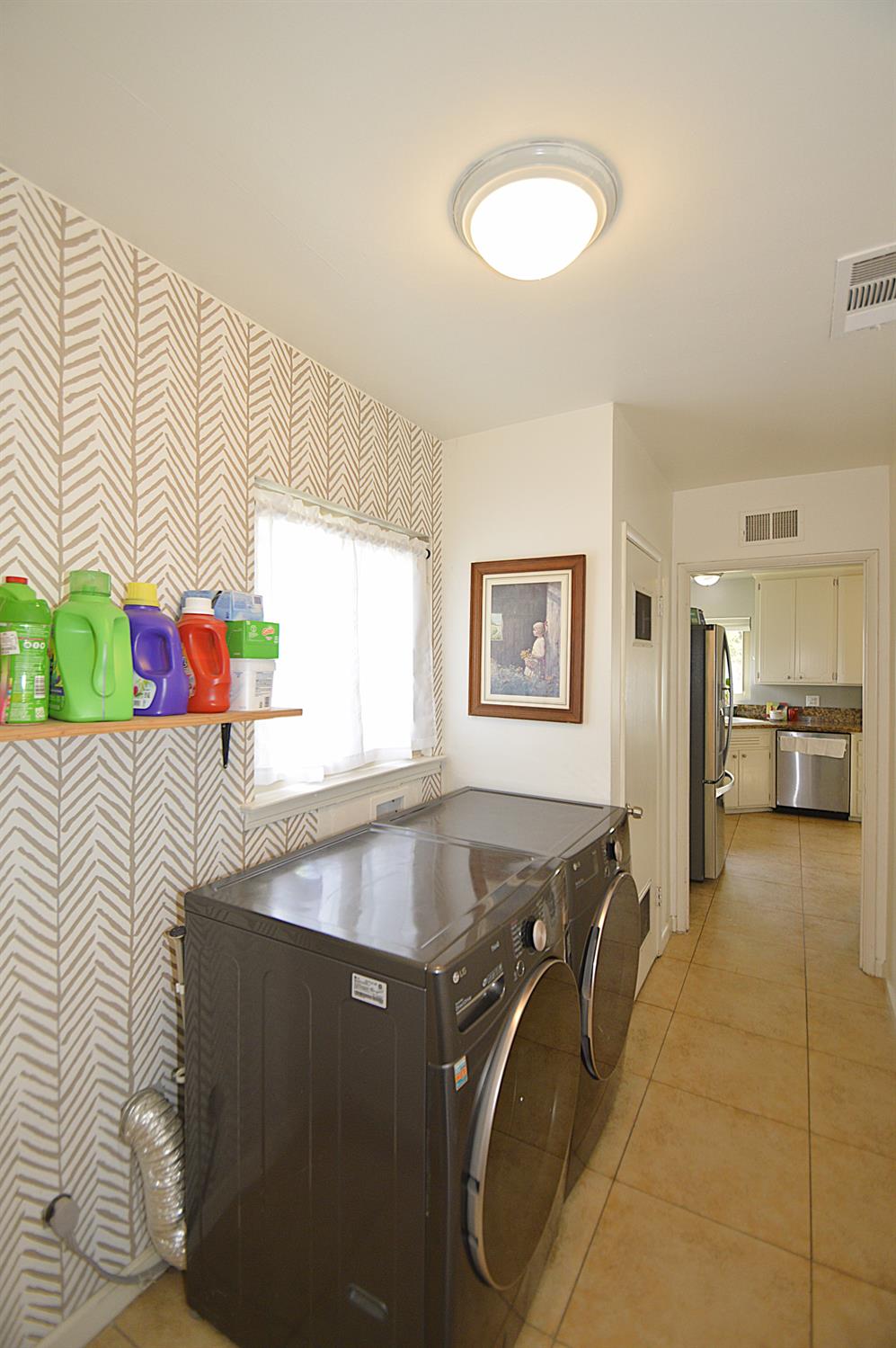 1708 W Andrews Ave, Fresno, CA 93705